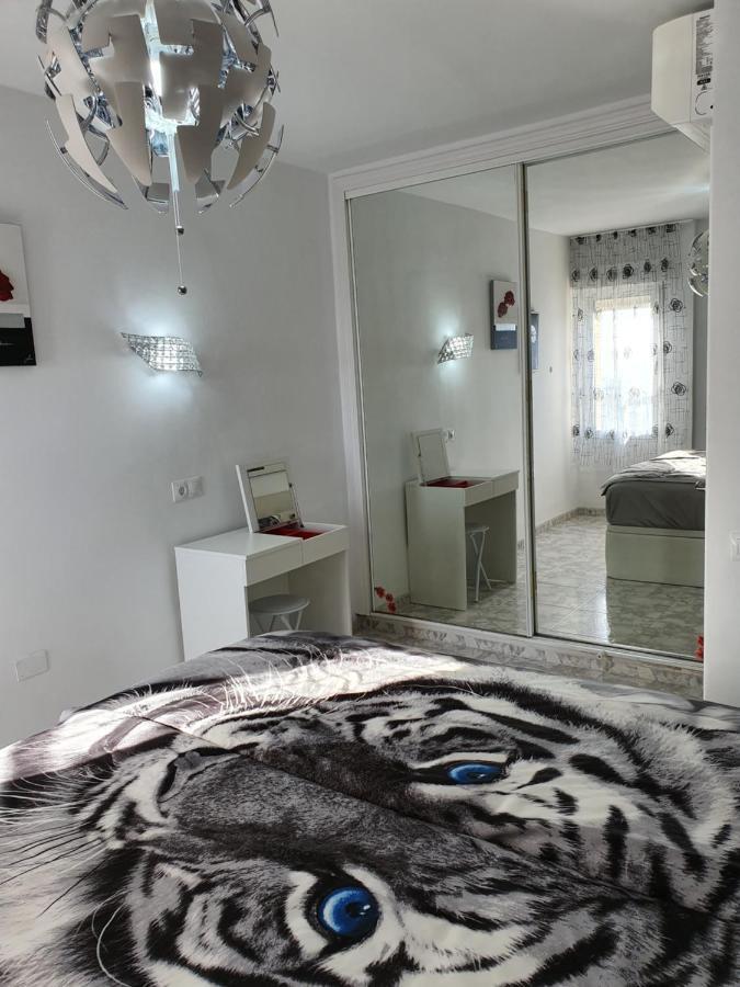 Iris Del Mar Apartment Benalmadena Ngoại thất bức ảnh
